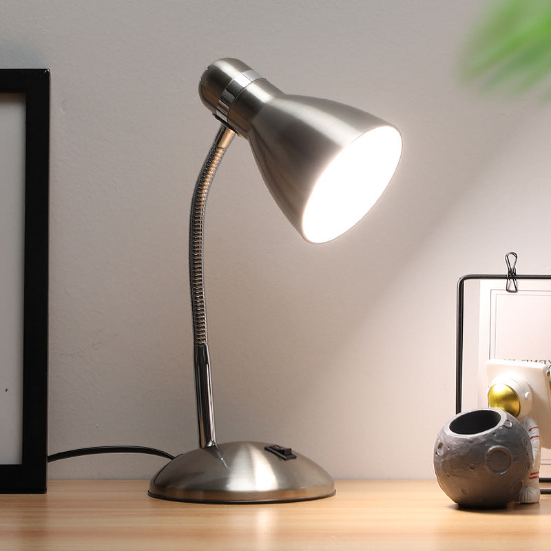 Verstellbare Schreibtischlampe