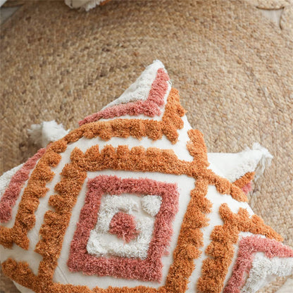 Dekorativer Kissenbezug mit gezeichnetem Blatt-Tufting und Quasten Brehn