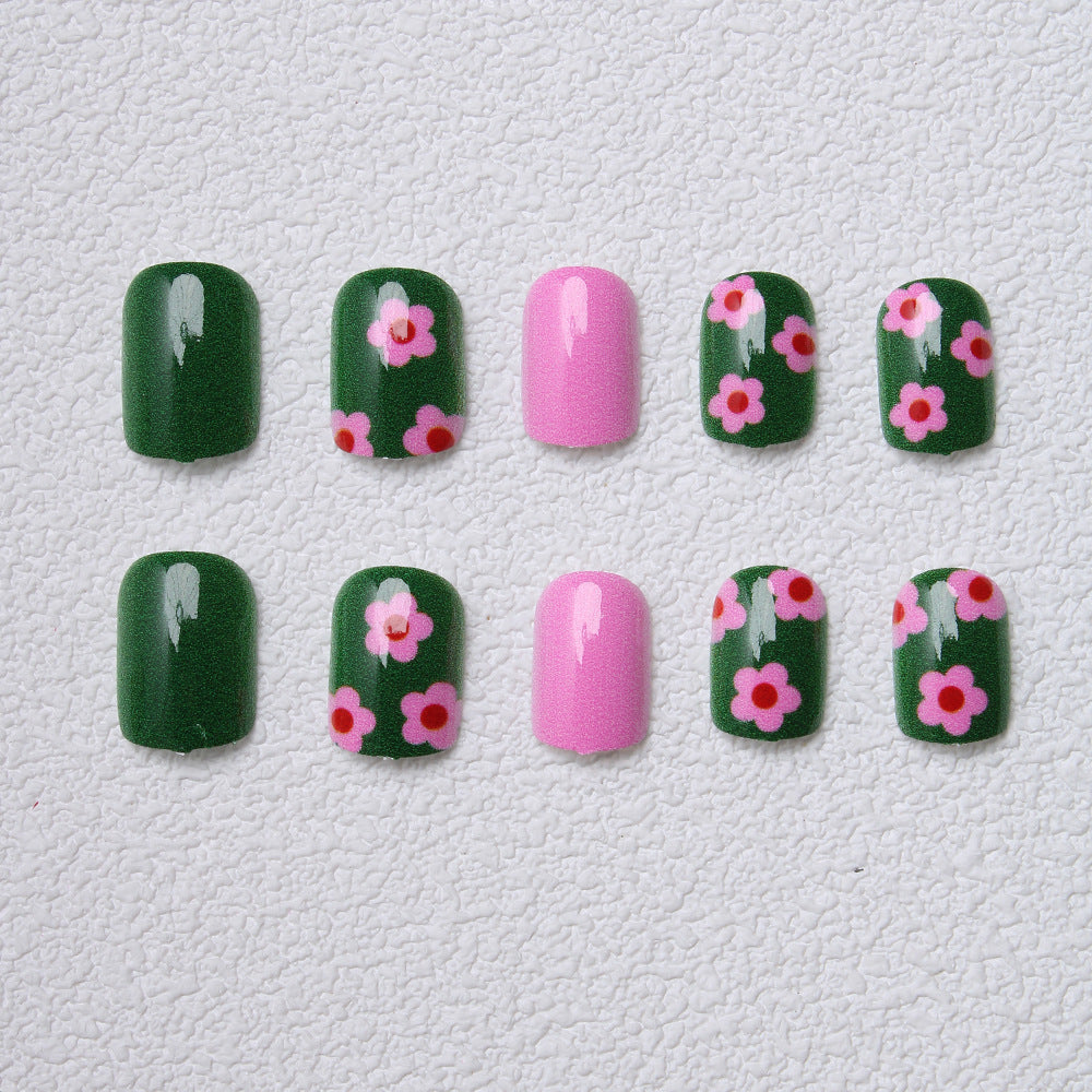 Verspielte florale Press-On Nägel Brehn