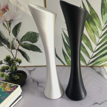 Zeitgenössische Skulpturvase Brehn