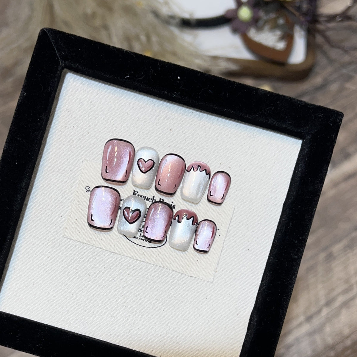 Romantisches Press-On Nagelset Brehn