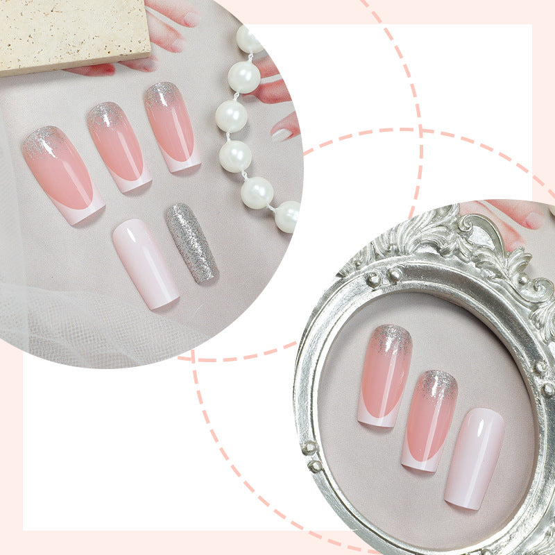 Elegantes Press-On-Nagelset mit glitzernden Spitzen Brehn