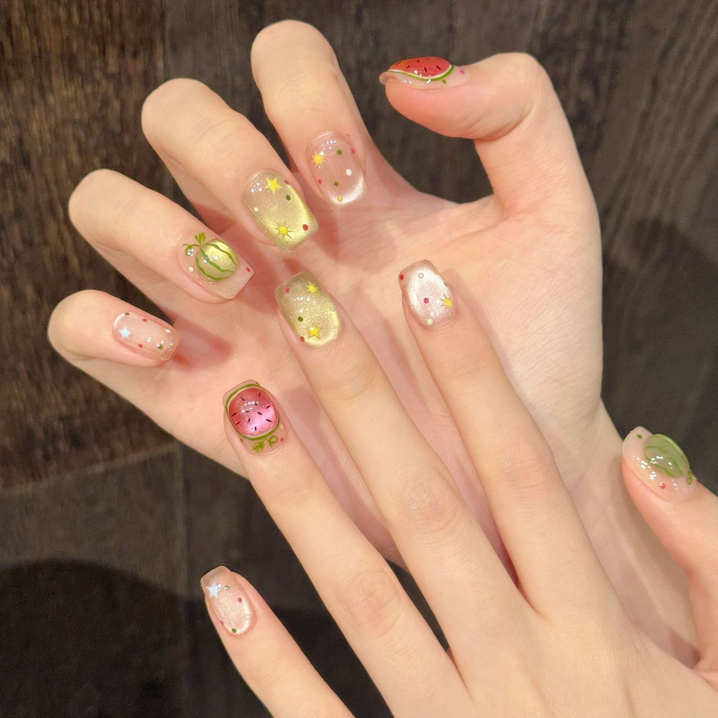 Dekorative Nagelkunst Brehn