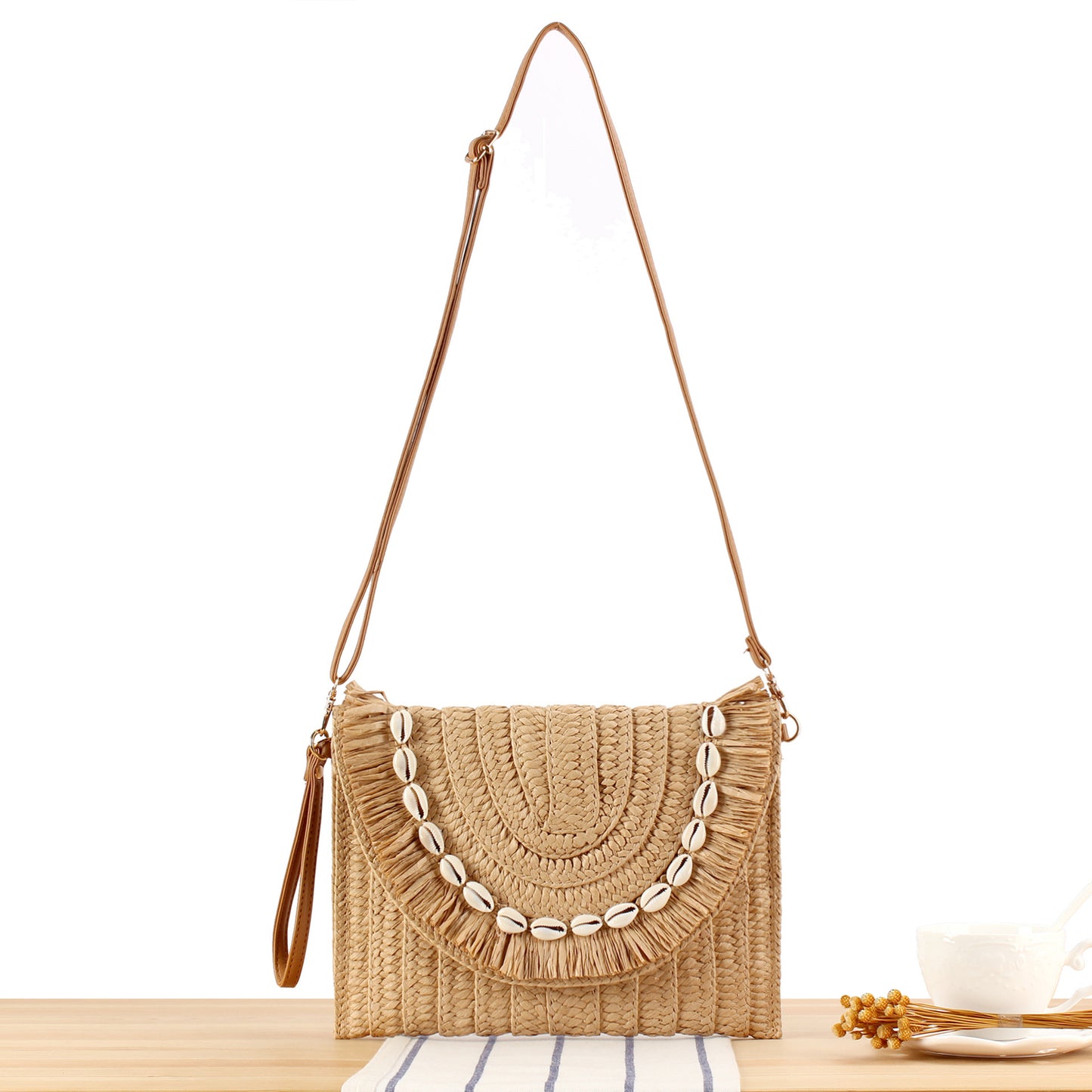 Stylische Handtasche mit Fransiger Muscheldekoration Brehn