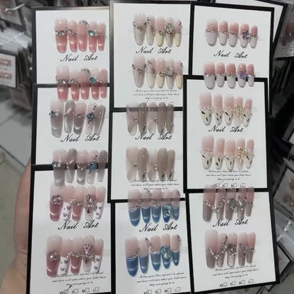 Dekorative Press-On Nagelkunst Kollektion