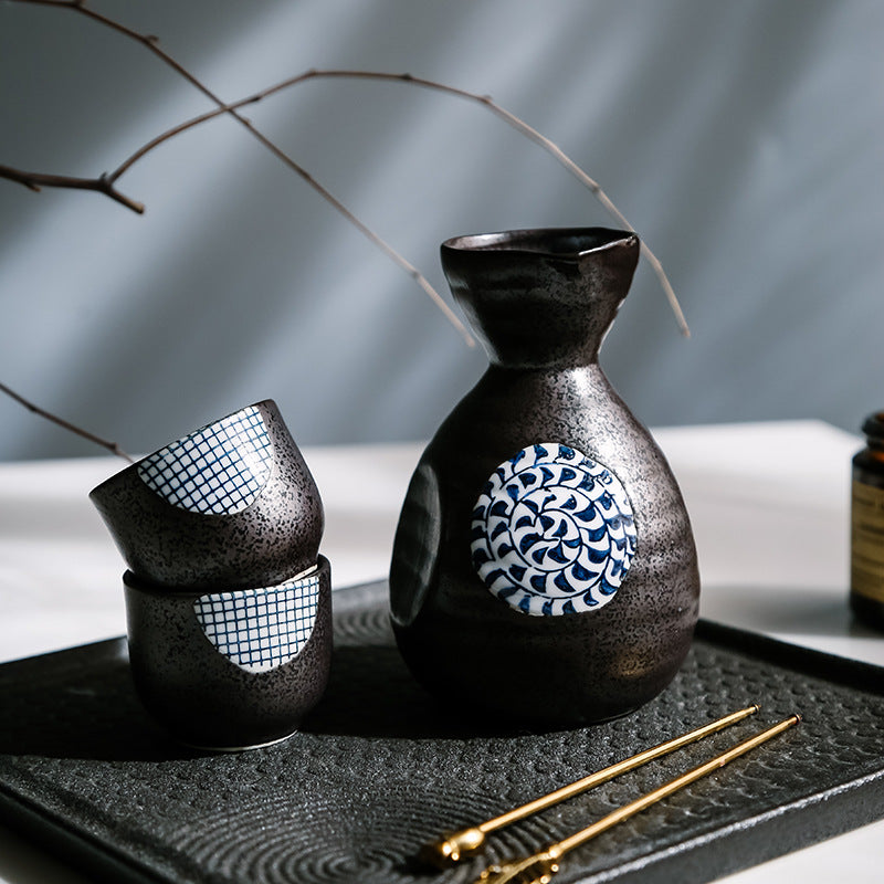 Japanische Sakura Handgefertigte Keramische Sake-Sets | Brehn