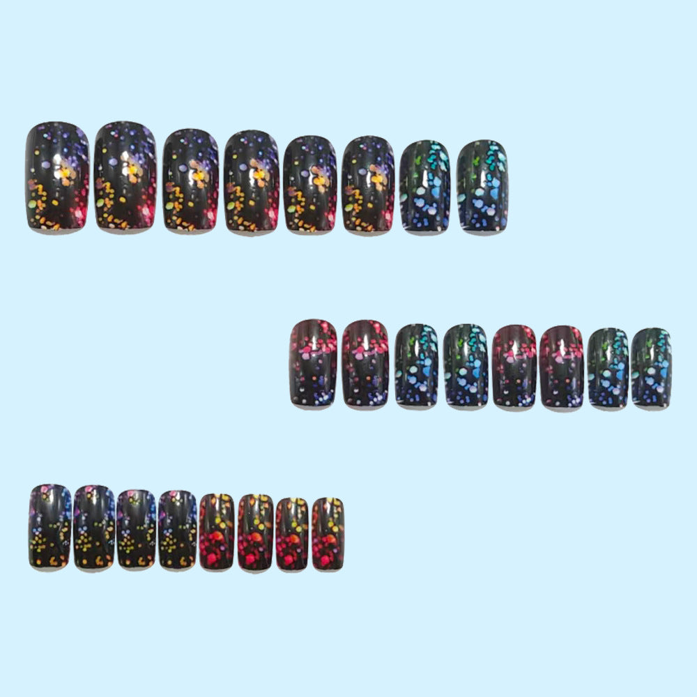 Funkelnde Kunstnägel mit Glittereffekt Brehn