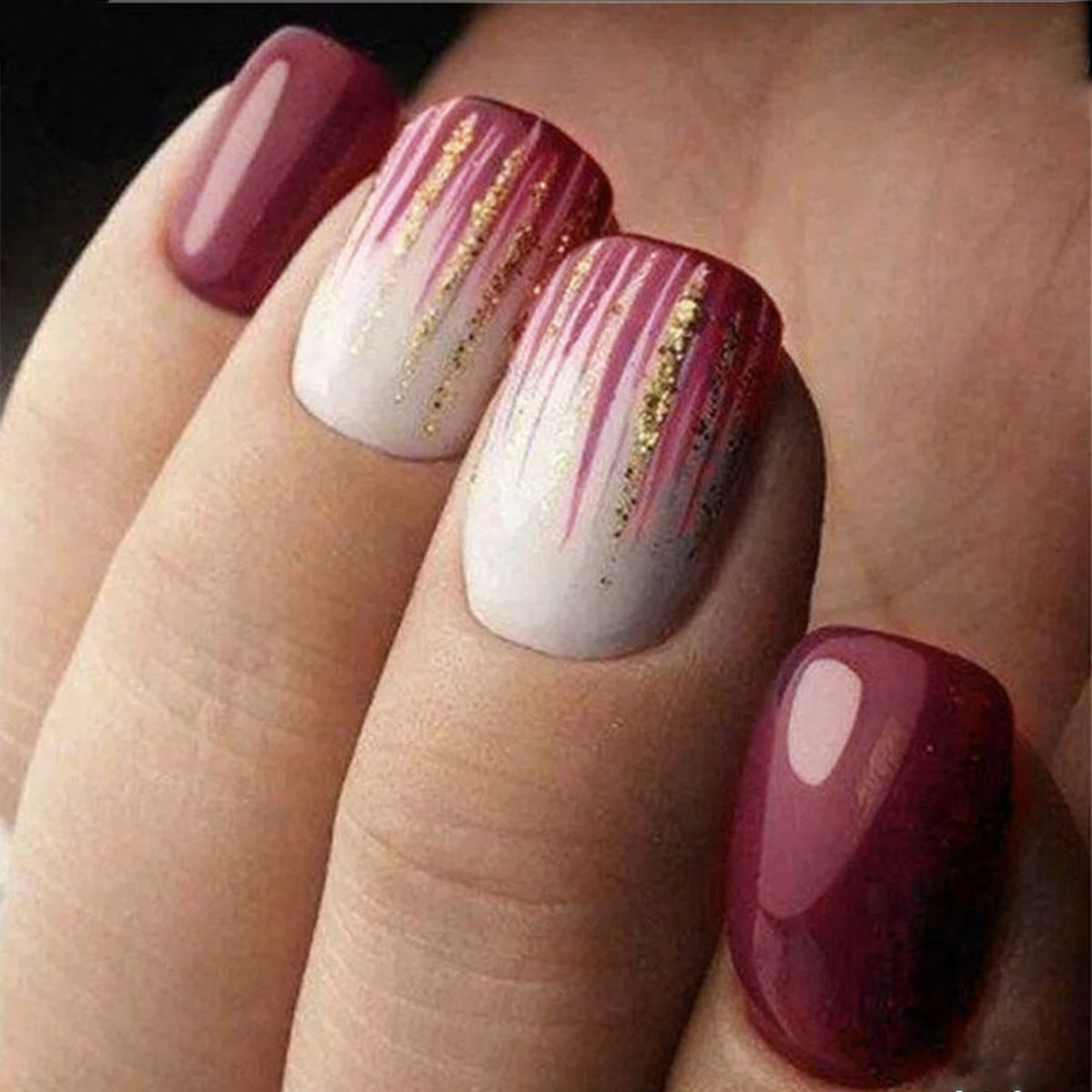 Elegante glänzende Nagelkunst Press-On Extensions Brehn
