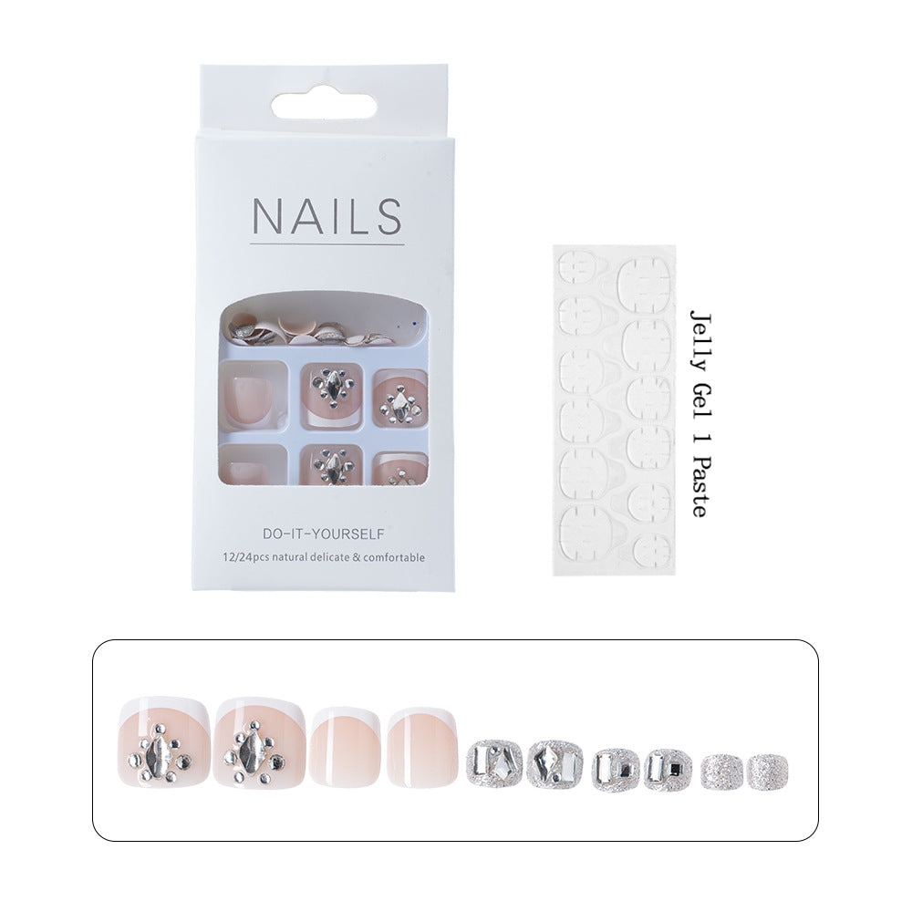 Elegante 3D Nagelkunst Tipps Brehn