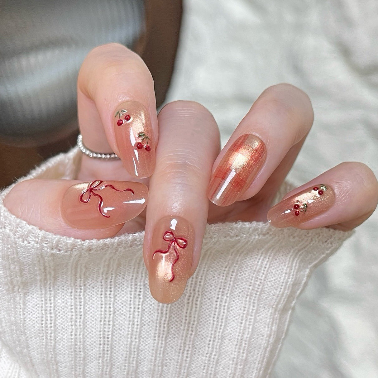 Künstlerisches vom Ozean inspiriertes Press-On Nageldesign Brehn