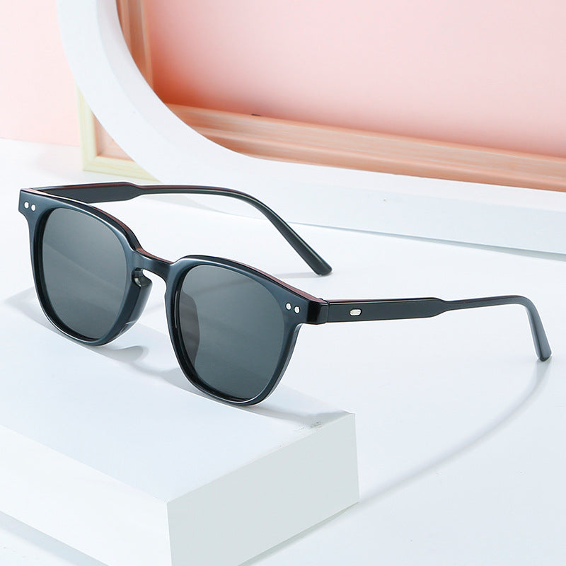 Damen modische Sonnenbrille mit hochwertigem UV-Schutz und komfortablem Rahmen Brehn