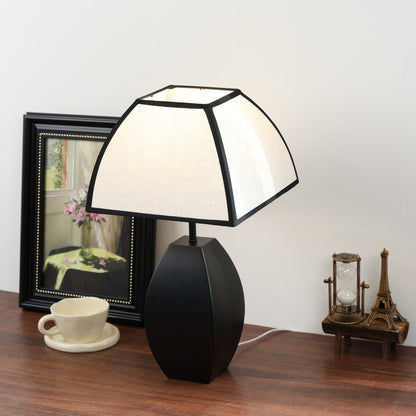 Moderne Schreibtischlampe