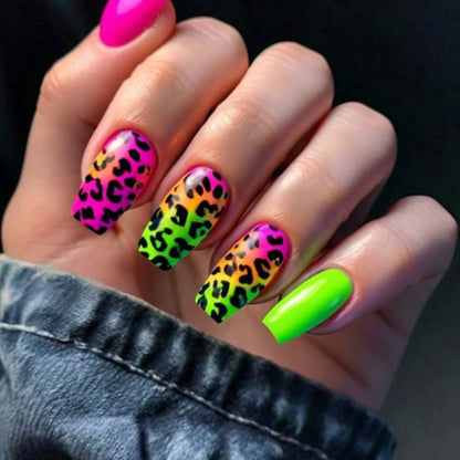 Funky Tierdruck Nagelkunst Verlängerungen Brehn