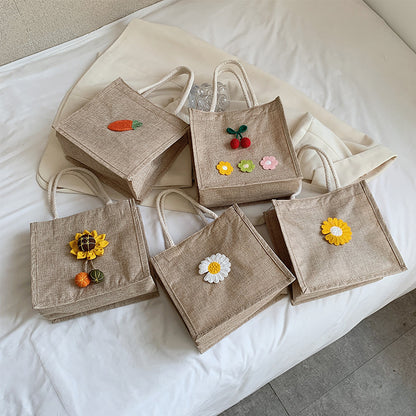 Dekorativer floraler Akzent Handtasche