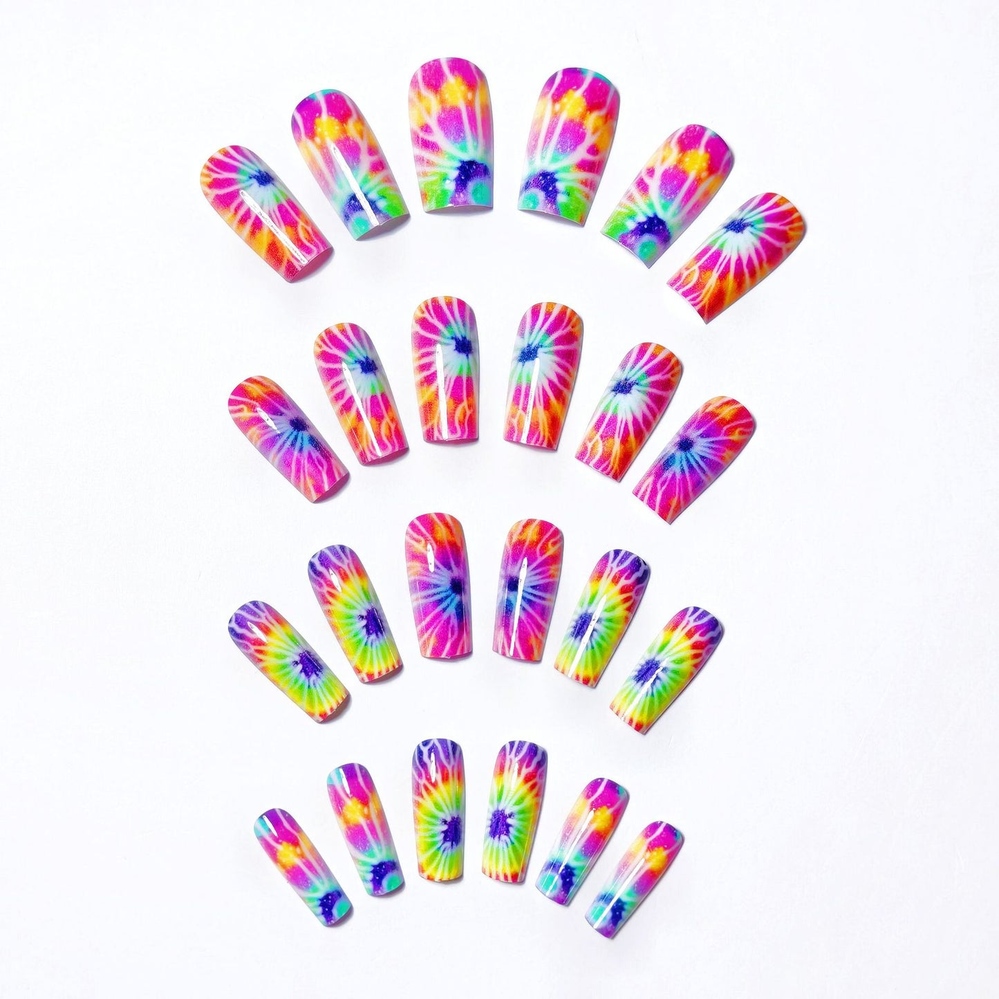 Kreative Nagelkunst Im Psychedelischen Design Brehn