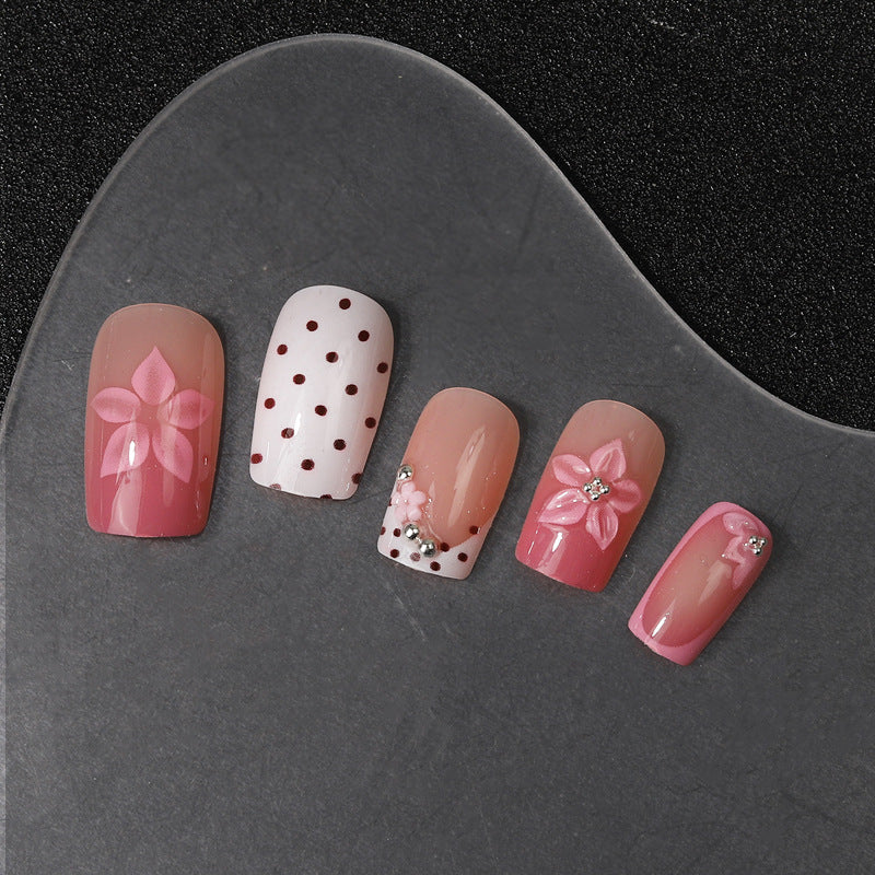 Floral Verziertes Press-On Nagelset Brehn