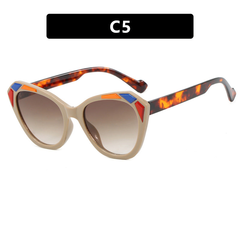 Damen Katzenaugen-Sonnenbrille mit modischen Details Brehn