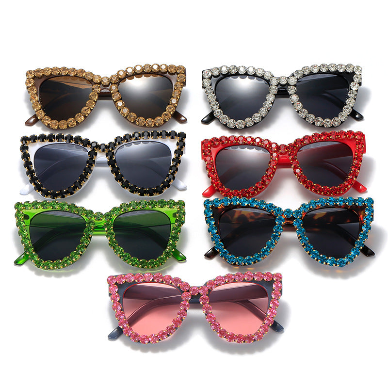 Damen extravagante Übergrößen-Sonnenbrille mit Kristallschmuck Brehn