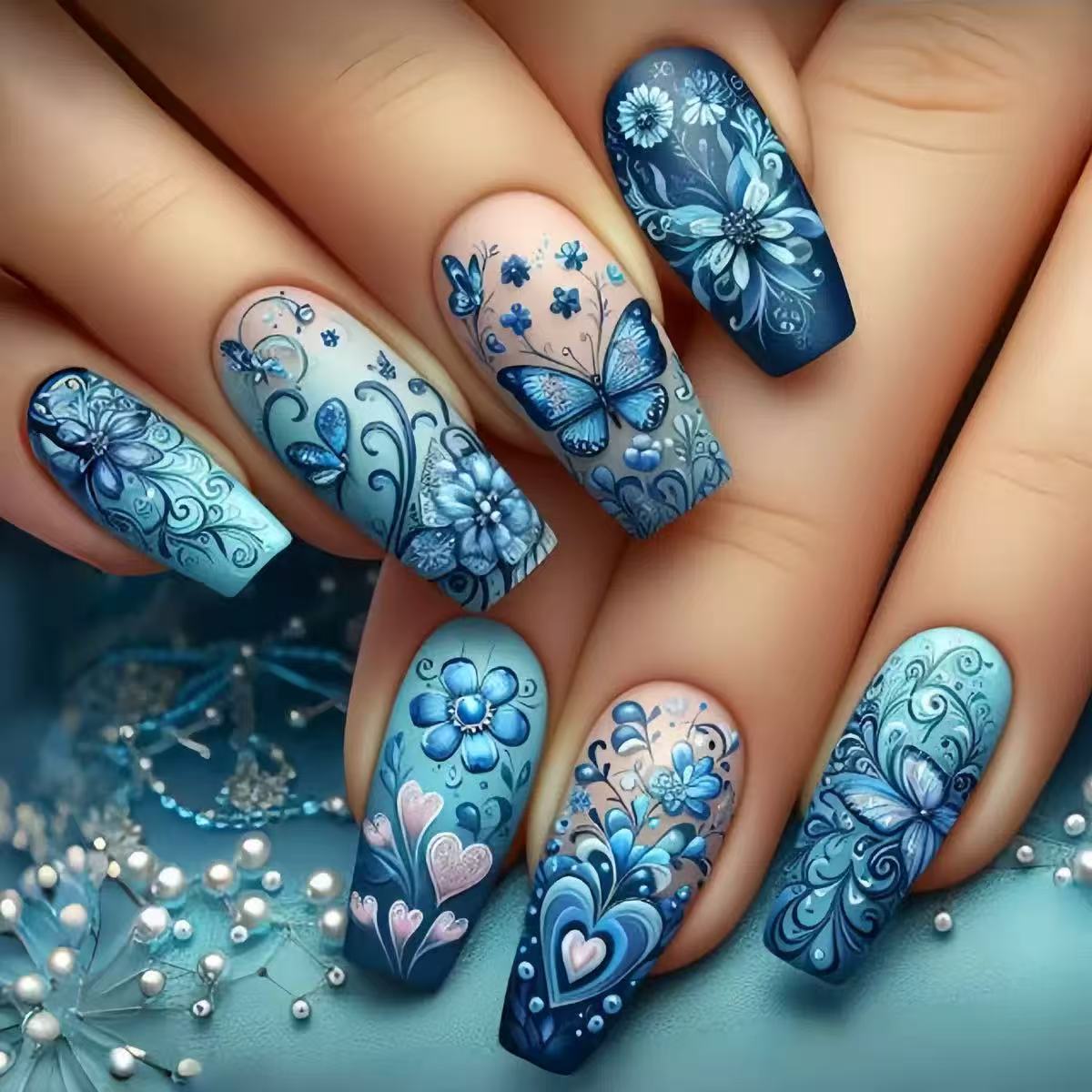Kunstnagelset mit floralen und Schmetterlingsmuster Brehn