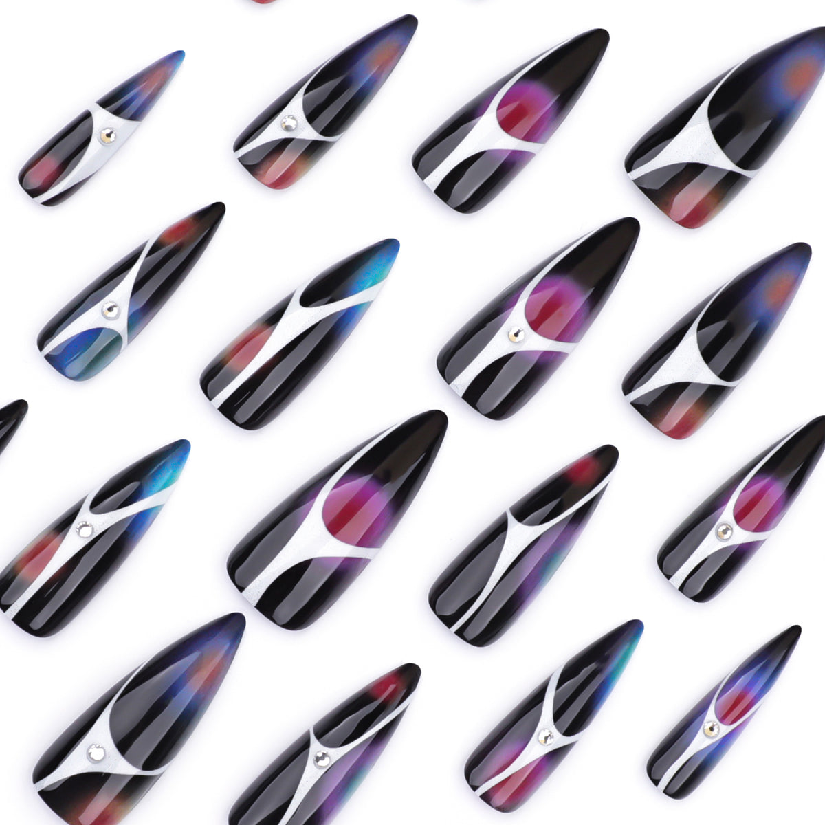 Kunstvolle Stiletto-Nägel mit glitzernden Akzenten und geometrischem Design Brehn