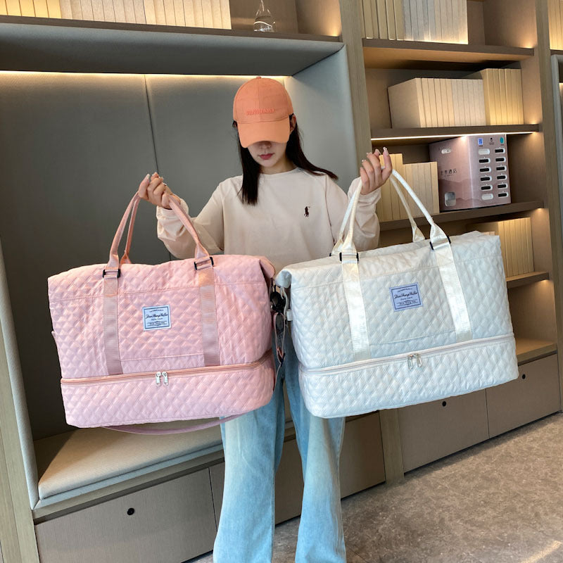 Stylische gesteppte Sport-Duffle-Tasche