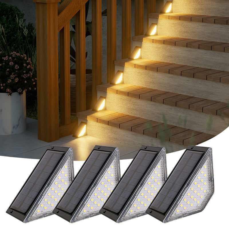 Dreieckiges Solar betriebenes LED-Eckstufenlicht Brehn