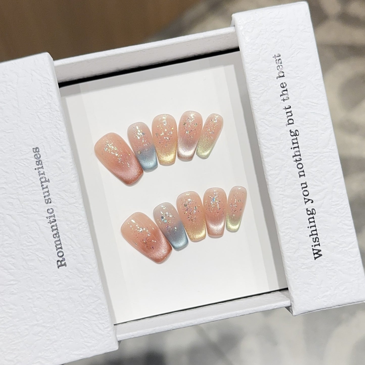 Elegante Kunstnagelspitzen mit Ombre-Effekt Brehn