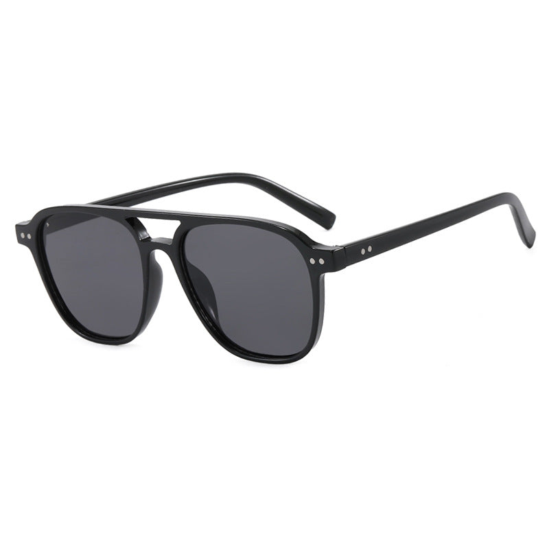 Damen moderne quadratische Sonnenbrille mit robustem Design und UV-Schutz Brehn