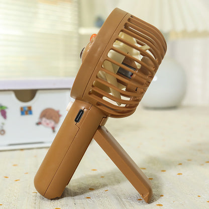 Unisex nan tragbarer wiederaufladbarer USB-Handventilator mit niedlichem Bärenmotiv und Standfuß Brehn