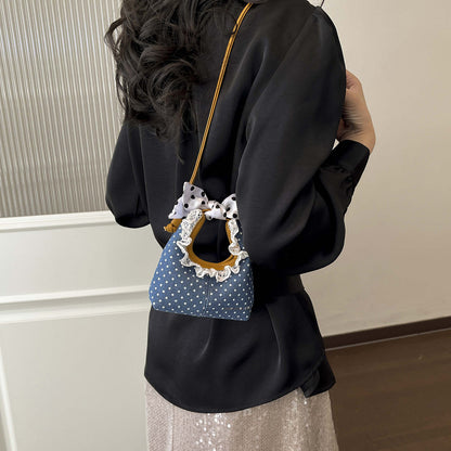 Stylische Mini-Schultertasche