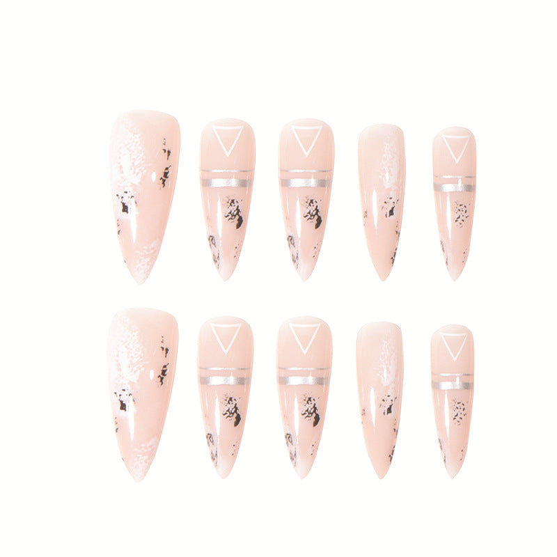 Stylishes Stiletto Nagelkunst-Set Brehn