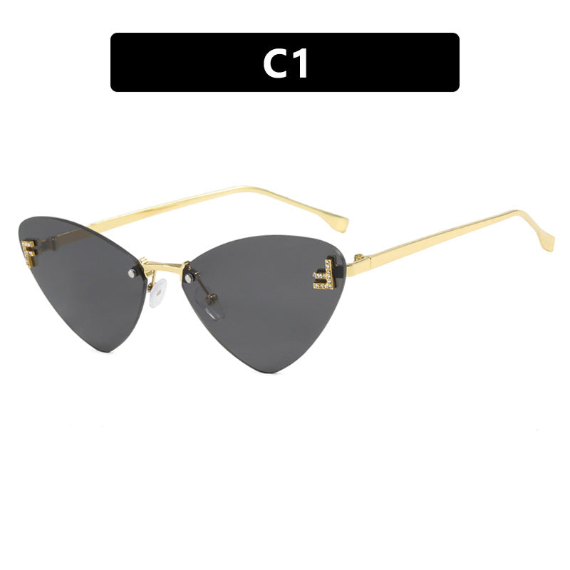 Damen extravagante Cat-Eye Sonnenbrille mit funkelnden Details Brehn