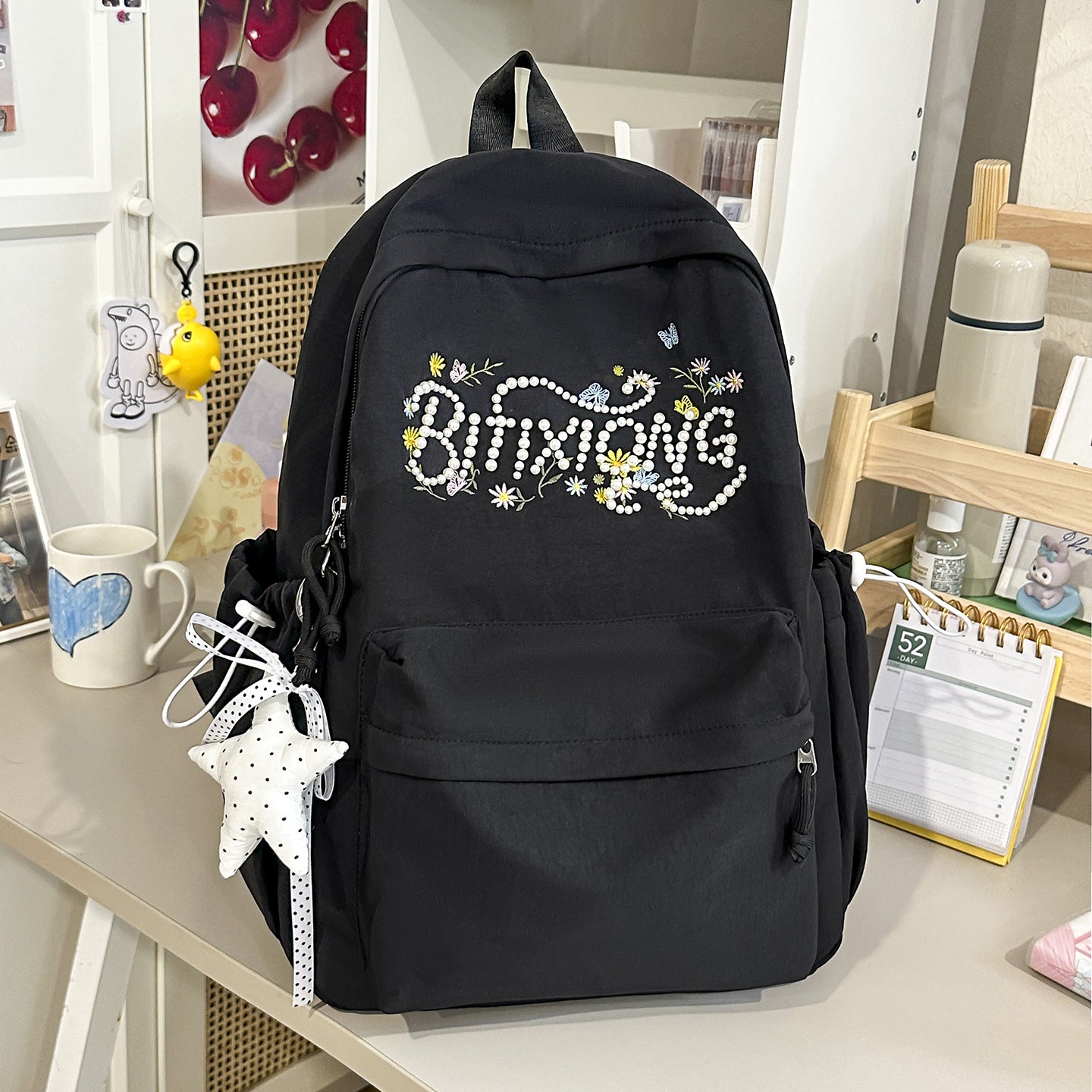 Bestickter floraler Schulrucksack