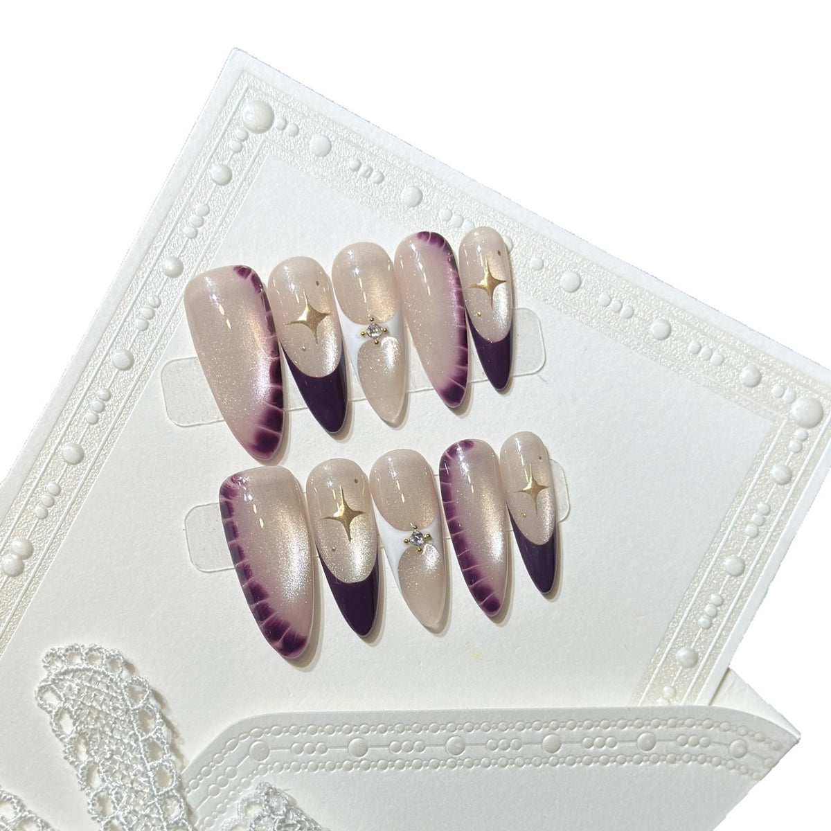Elegantes Press-On-Nagelkunstset mit Kristalldetails Brehn