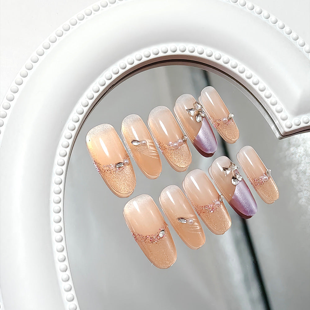 Glamouröses Nagelset mit Strass Brehn