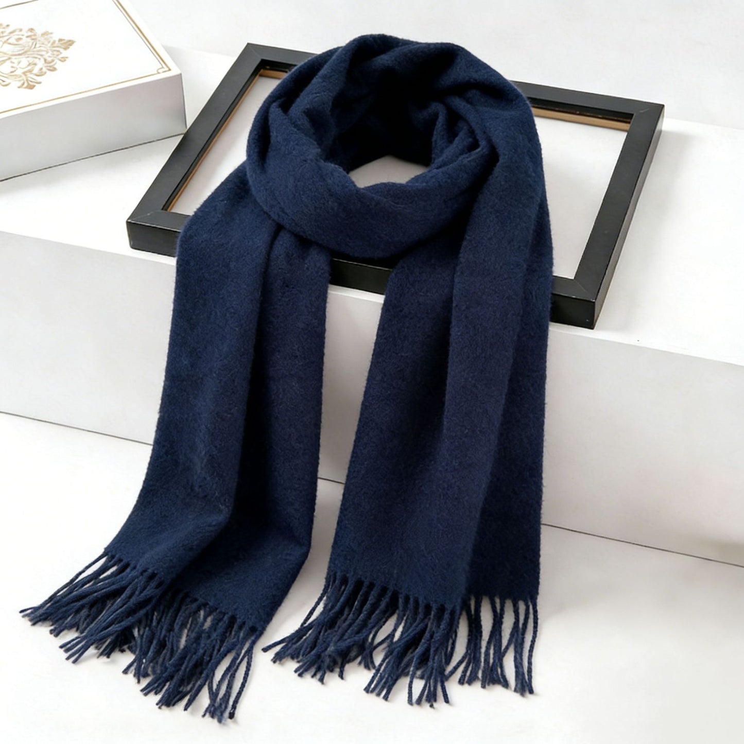 Damen Eleganter Schal aus weichem Kaschmir Brehn