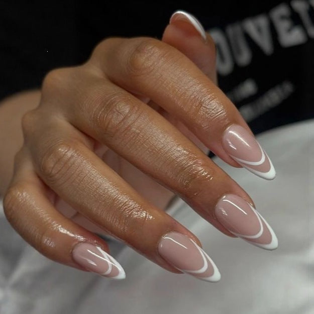 Elegante und Stilvolle French-Design Nagelkunst Brehn