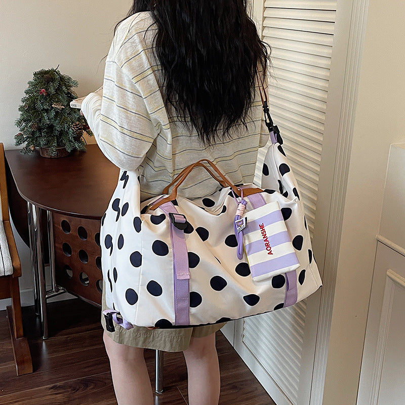 Stylische gepunktete Reisetasche Brehn
