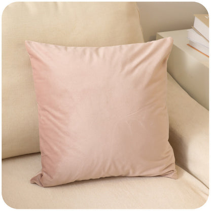 Quadratischer samtweicher Deko-Kissenbezug mit soft‑touch Velvetstruktur und hotelähnlicher Kantenverarbeitung Brehn