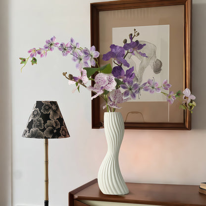 Elegante Verdrehte Keramikvase