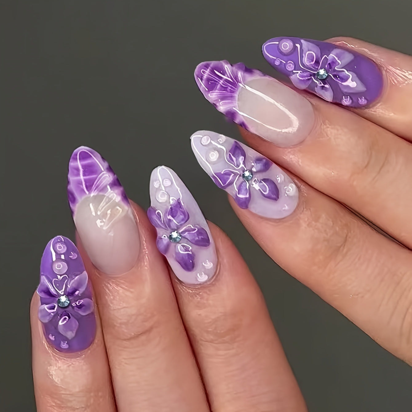 Premium Floral Press-On Nails Brehn