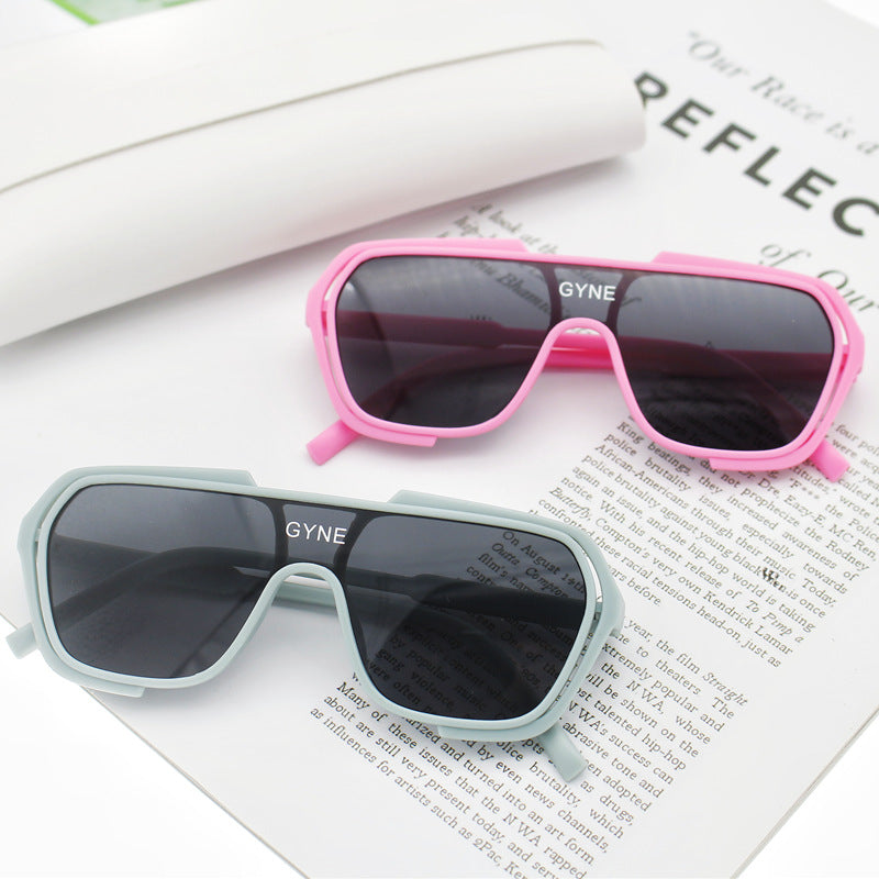 Damen Sportliche Sonnenbrille mit modernem Design Brehn