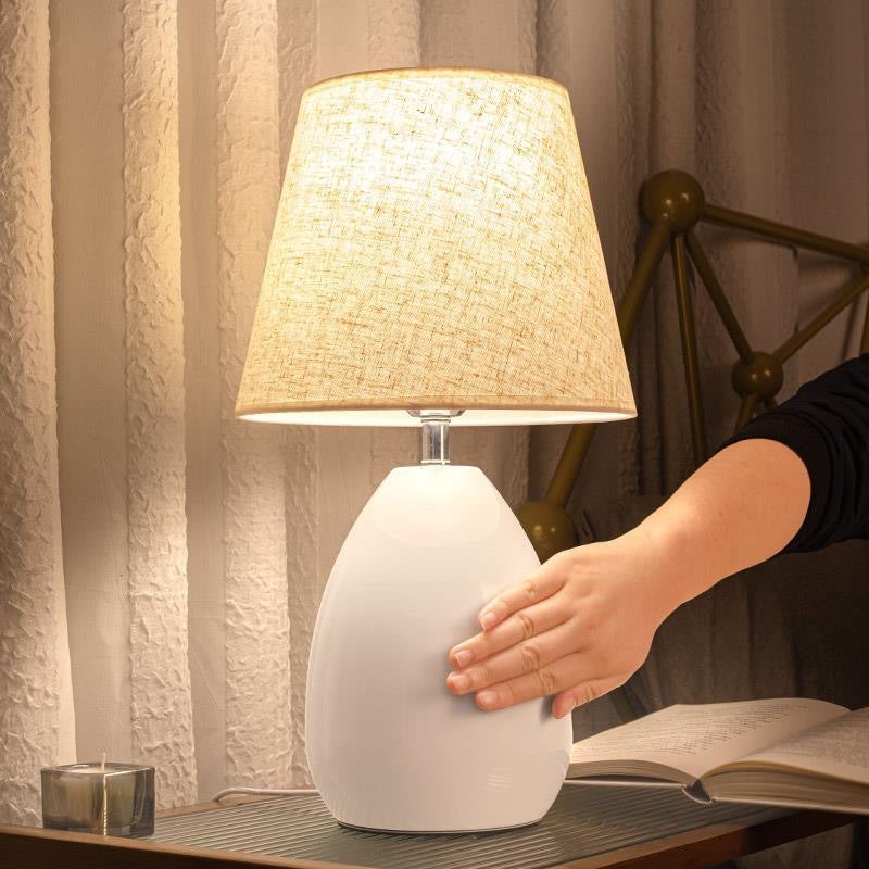 Stylische moderne Akzent-Tischlampe