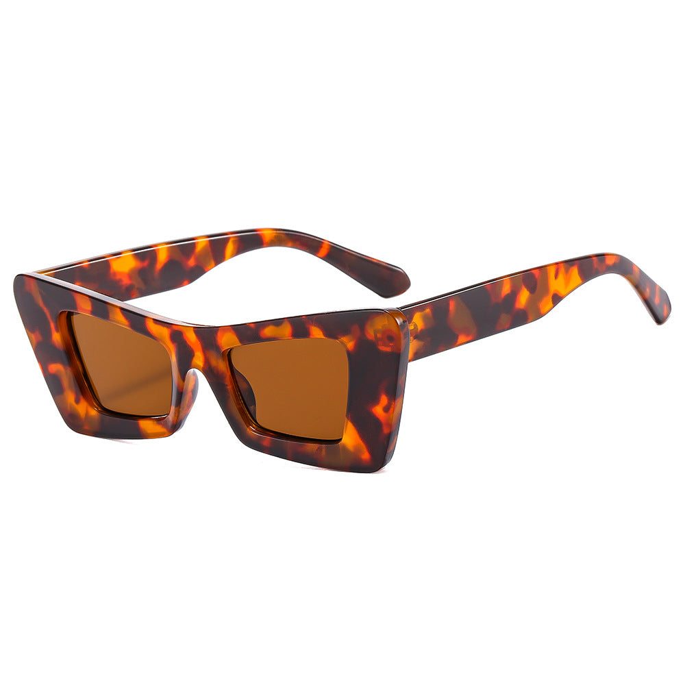 Damen auffällige Designer-Sonnenbrille mit modernem Prisma-Rahmen Brehn
