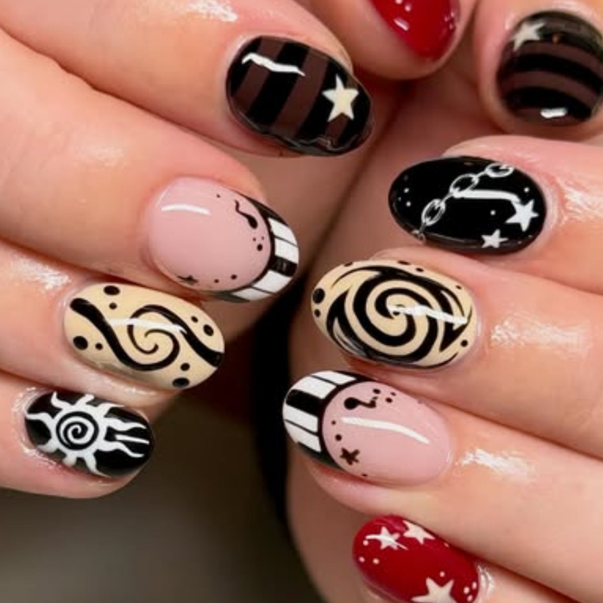Künstlerisches Fantasy-Nagelkunstdesign Brehn