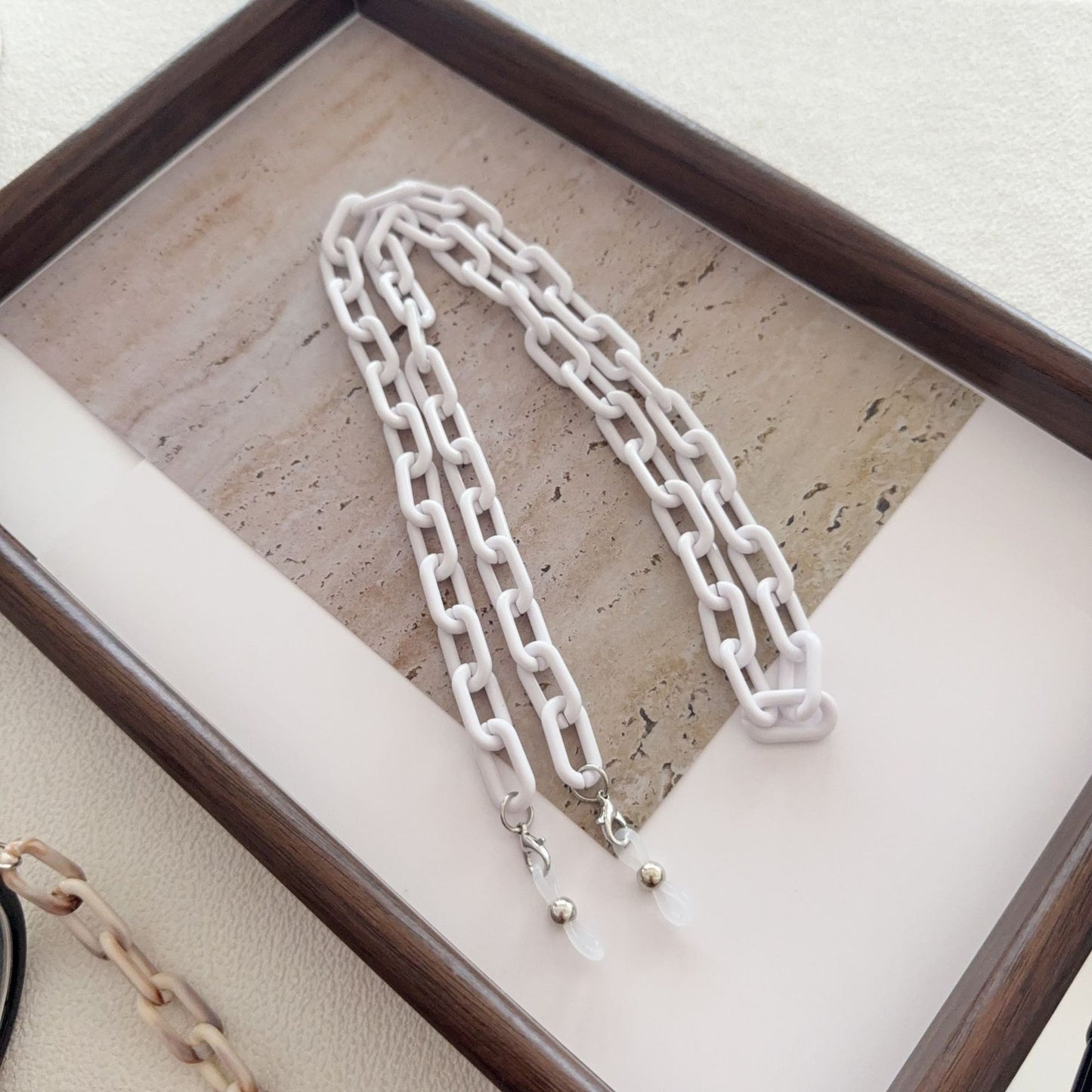 Stylische Acryl-Brillen-Kette Brehn