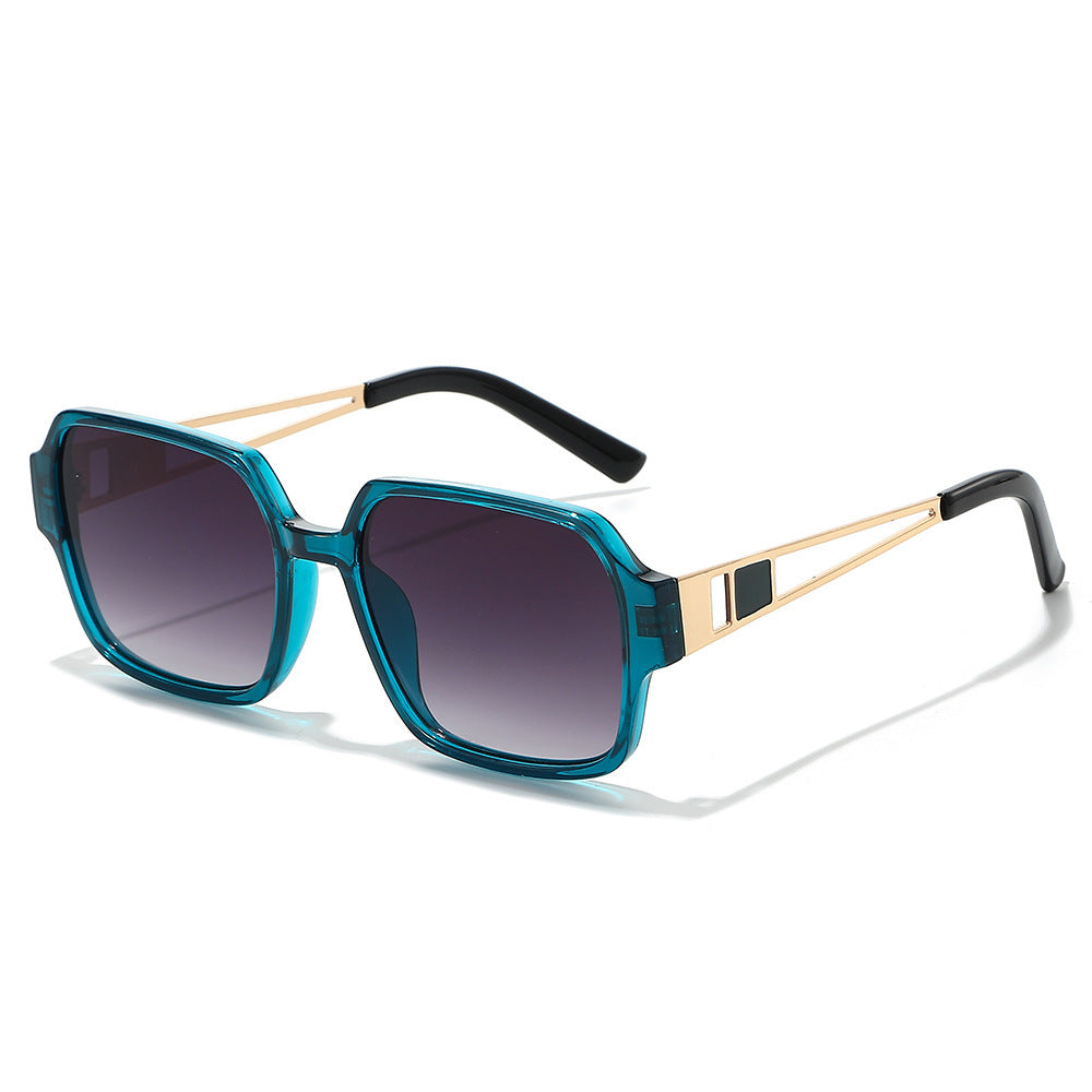 Chic Übergroße Quadratische Sonnenbrille mit Dekorativen Akzenten Brehn