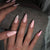 Kreatives abstraktes Press-On-Nagel-Set Brehn