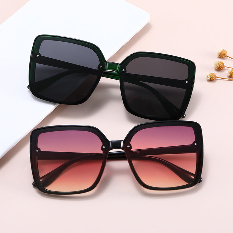 Damen Oversized-Quadrat-Sonnenbrille mit kontrastierendem Rahmen Brehn