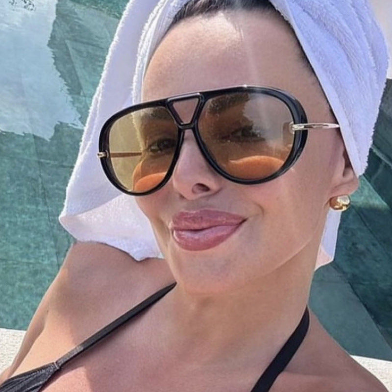 Damen Oversized-Sonnenbrille im modischen Retro-Design Brehn